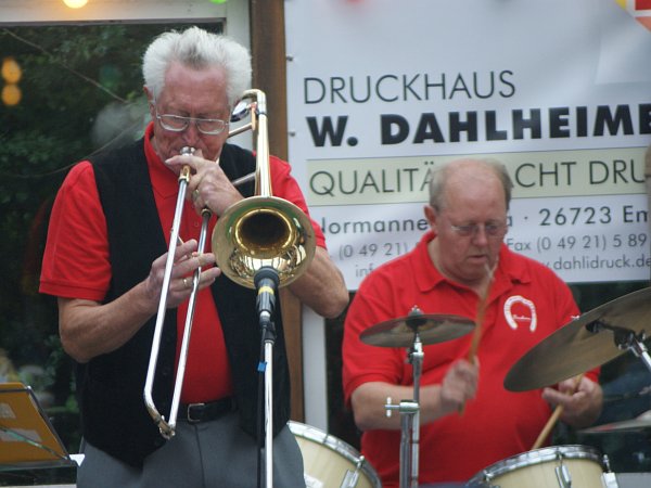 Als Posaunist bei den 
Borkum Dixielanders 2008