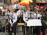 Musikzug der freiwilligen Feuerwehr beim Stadtfest