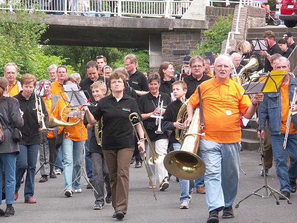 Chor 2 wechselt die Position